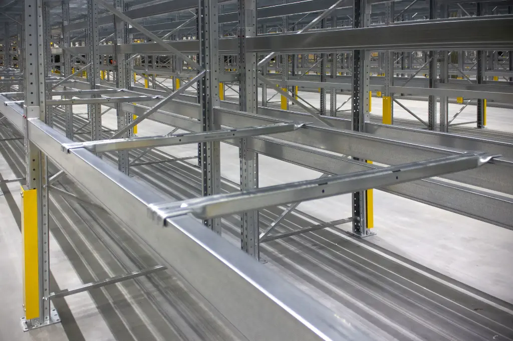 Pallet support bars.webp